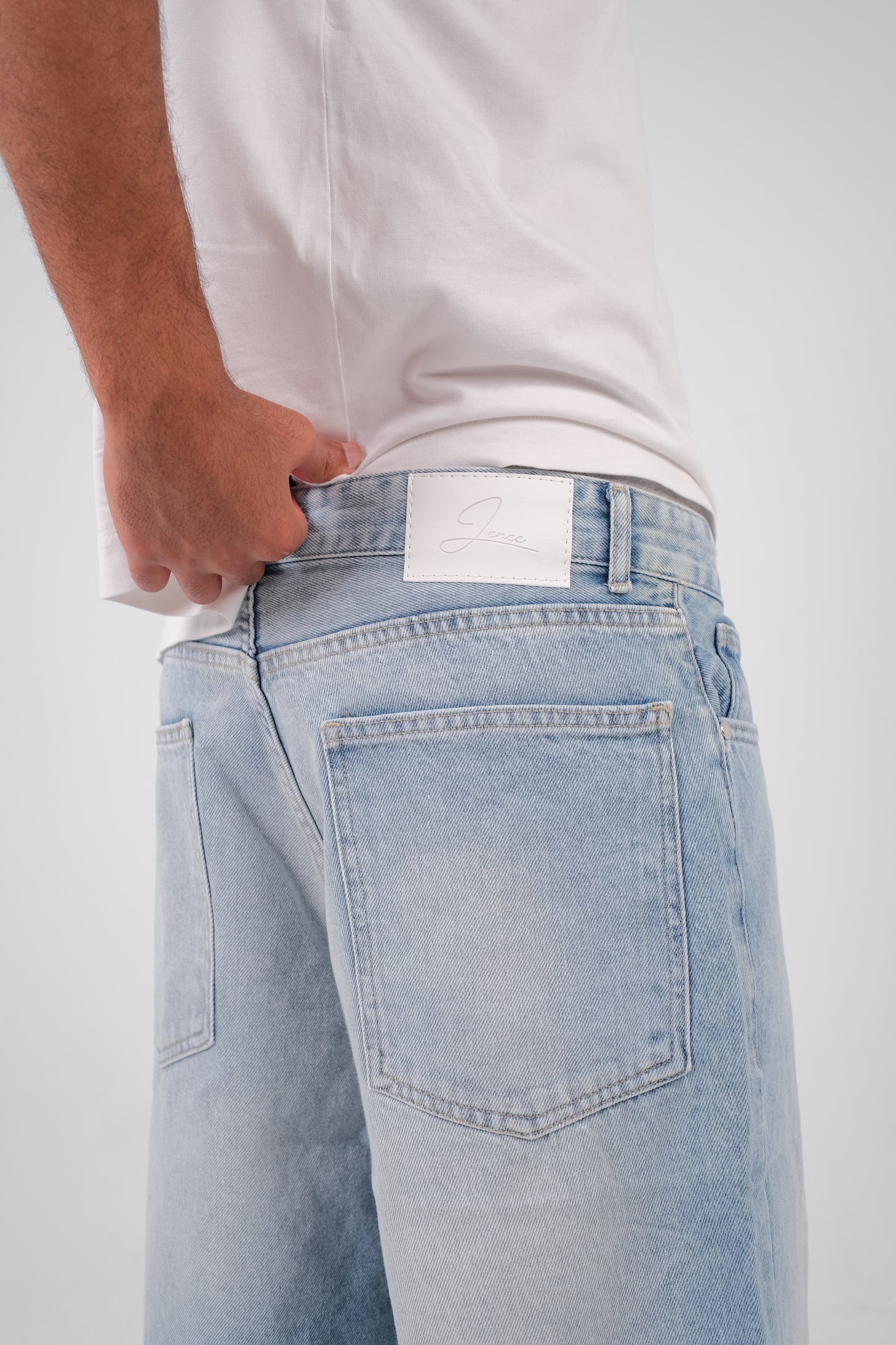 BAGGY FIT DENIM SHORTS